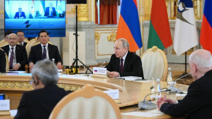 Путин предложил объявить пятилетие предпринимательского труда