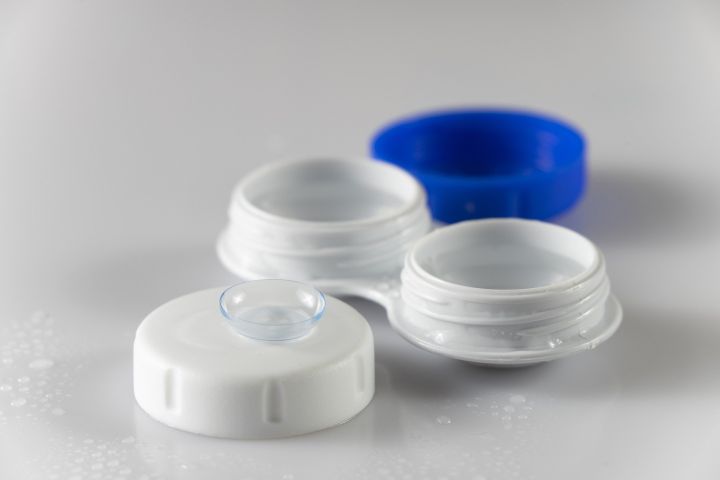 Линзы Acuvue перестанут поставлять в Россию, но паниковать не стоит