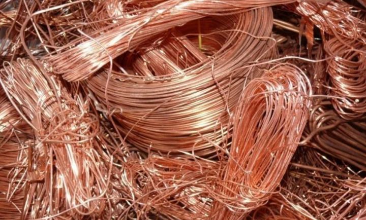 В ДНР начальникам закрытой шахты грозит до 10 лет тюрьмы за попытку продать 9,5 тонн меди