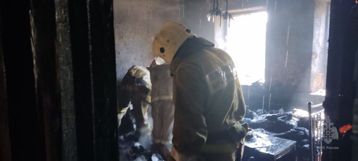 Женщина погибла на пожаре в Краснодоне