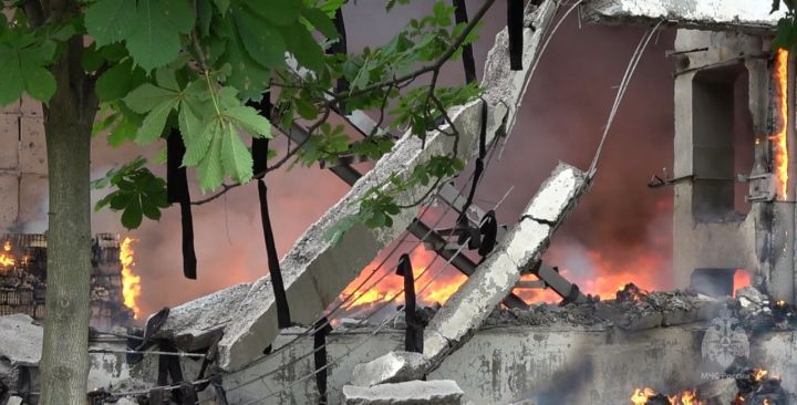 Спасатели ликвидировали последствия удара ВСУ по Луганску