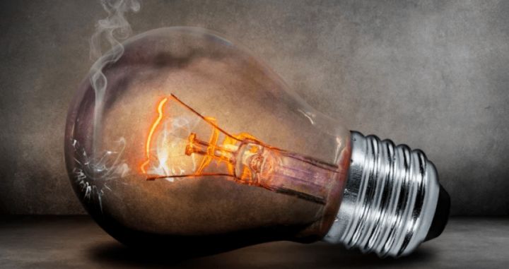 В Луганске из-за аварии без света остались более 750 абонентов