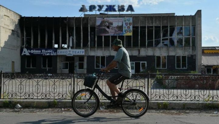 ВСУ хаотично обстреливают один из городов ЛНР уже двое суток - Марочко