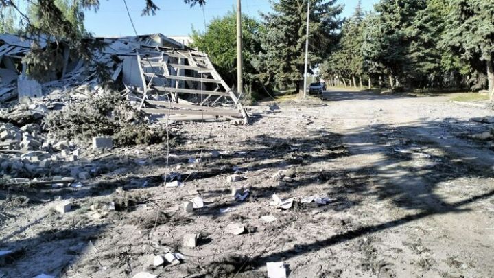 ВСУ ударили ракетами по одному из городов ЛНР: есть повреждения инфраструктуры