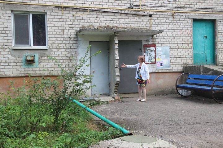 «Благовония» - насущные проблемы квартала Шахтёр в Краснодоне