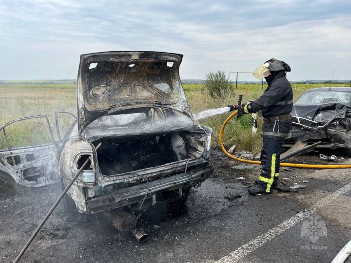 Страшное ДТП произошло в районе села Штормово с легковыми автомобилями и фурой