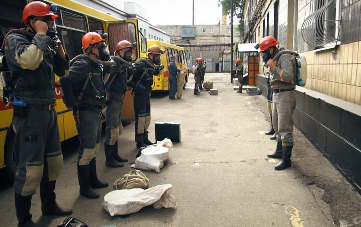 Спасатели эвакуировали всех шахтёров из горящей шахты в Краснодоне