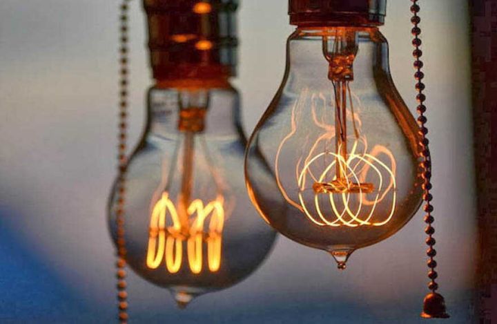 Абоненты двух городов ЛНР остались без света из-за аварии