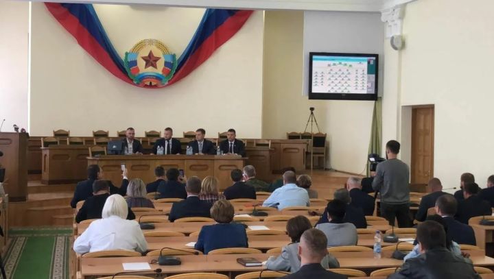 Народный Совет досрочно прекратил полномочия некоторых депутатов ЛНР