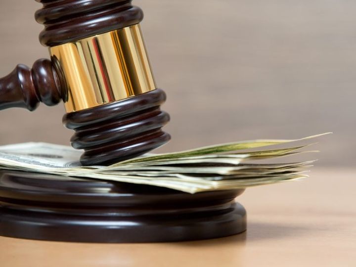 В ЛНР оштрафовали предпринимателей за завышение цен на соцзначимые товары