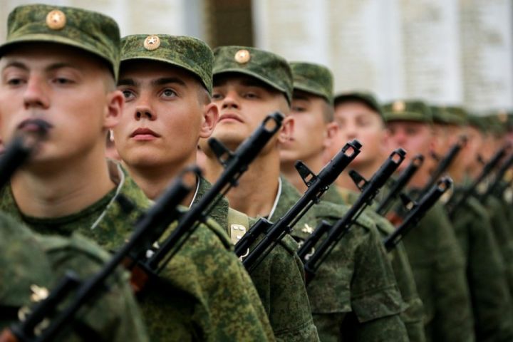 В Госдуме разъяснили, что грозит призывнику за неявку по электронной повестке