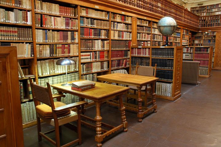 Ходите ли вы в библиотеку? Какую  книгу вы прочитали недавно?