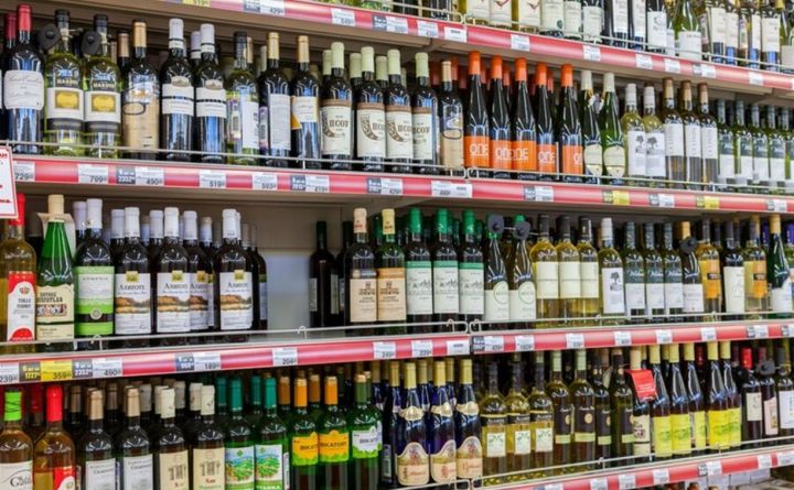В ЛНР предприниматели могут продавать алкоголь только до конца 2023 года
