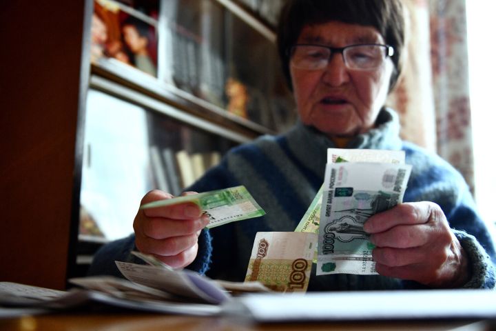 Названы категории россиян, которым в декабре и январе повысят пенсии