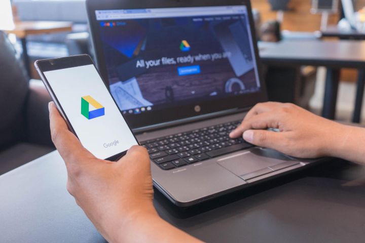 Убрать и точка: кнопки входа с помощью Google исчезнут с российских сайтов с 1 декабря