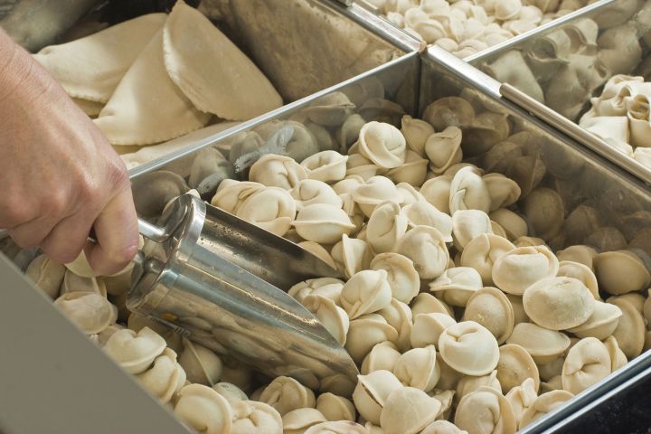 Правда ли, что пельмени и колбаса в РФ подорожают на 20 %, разъяснили в Минсельхозе