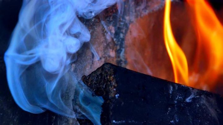 В Краснолучском районе пенсионер отравился угарным газом