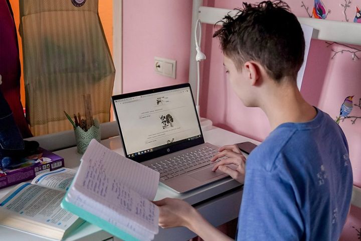 В ЛНР началась эпидемия? Некоторые школы Луганска перевели на дистанционку из-за высокого уровня заболеваемости детей