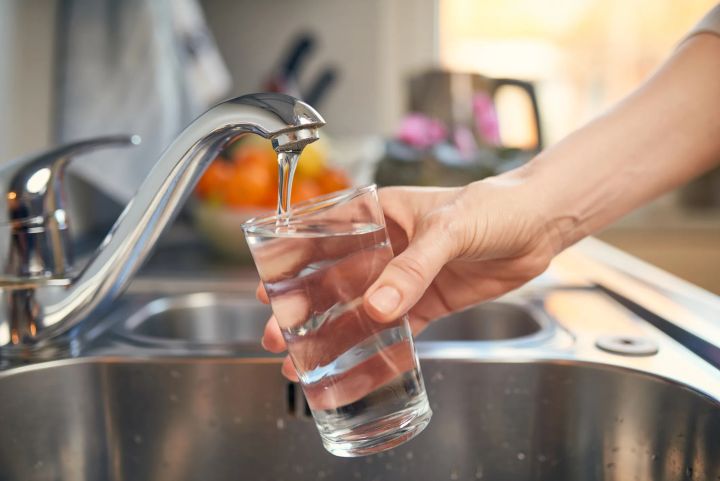 Нужно ли кипятить перед употреблением водопроводную воду в ЛНР: ответили в Роспотребнадзоре