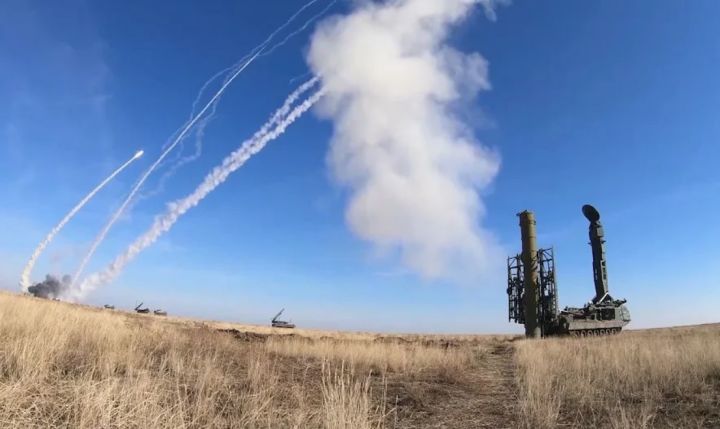 Жителям ЛНР сообщили, откуда доносились звуки взрывов в ночь на 9 марта