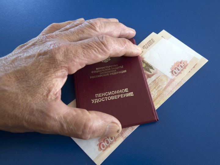 Как в ЛНР законно увеличить пенсию и что для этого потребуется?