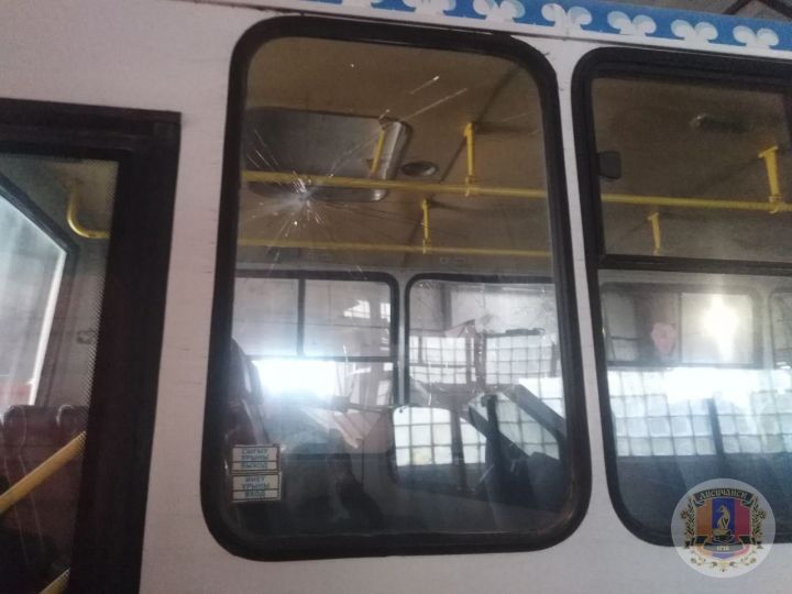 ВСУ обстреляли в ЛНР автобус с людьми: есть пострадавшие