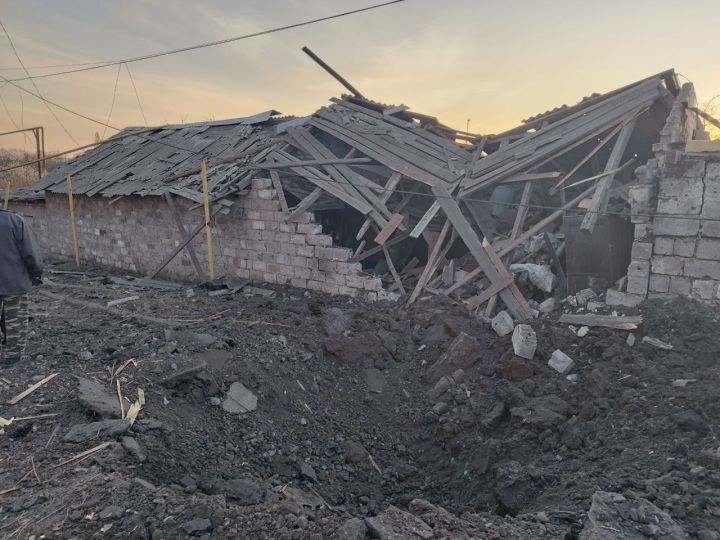 ВСУ поздней ночью нанесли удар по ЛНР: повреждены дома, линии газоснабжения и оборваны провода