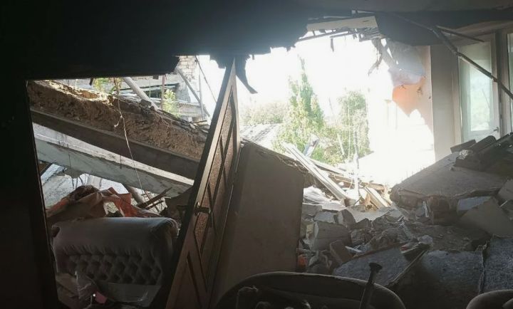 ВСУ продолжают бить по территории ЛНР второй день: при обстрелах пострадали мирные