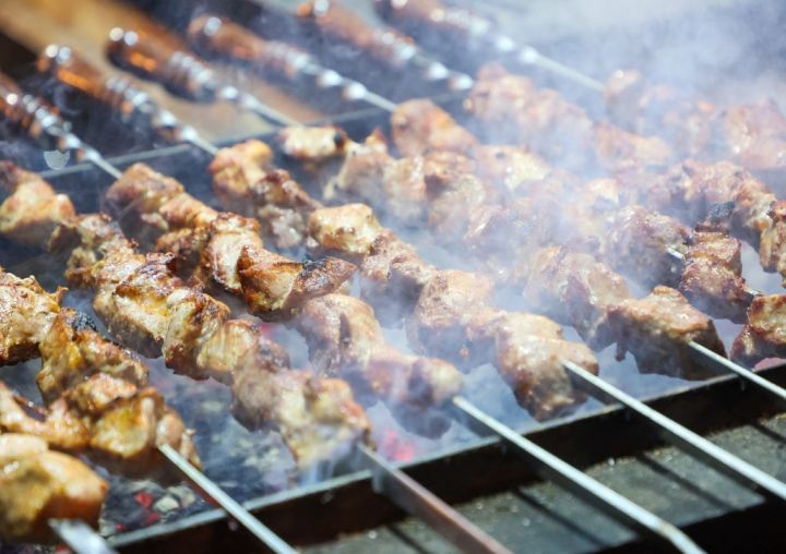 С началом «шашлычного» сезона цены на мясо в России подскочили на 8%