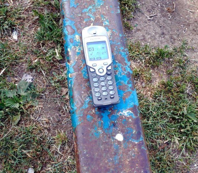 Минируют игрушки, телефоны и упаковки: в ДНР возле школ распространяют взрывоопасные предметы