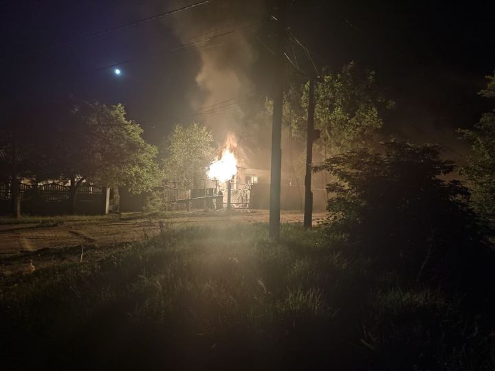 ВСУ снова нанесли удар по одному из городов ЛНР: люди лишились света и газа