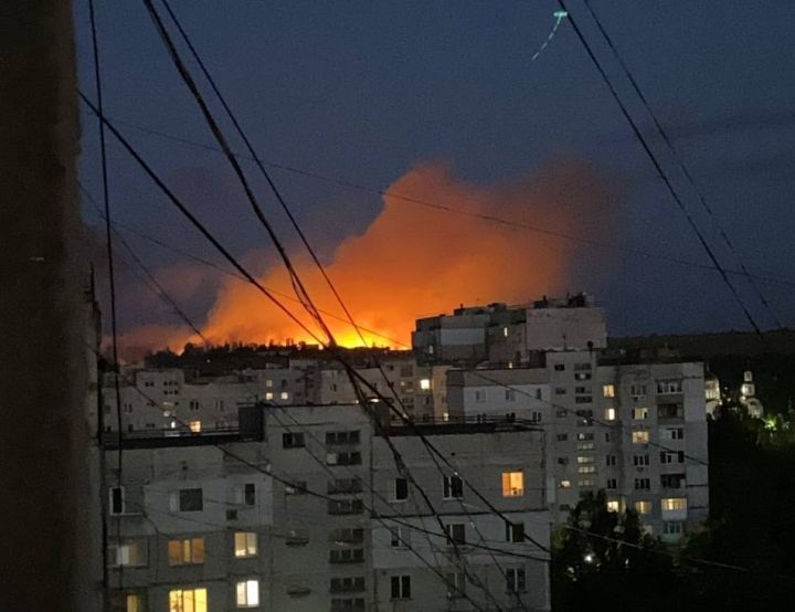 ВСУ нанесли удар по Луганску ракетами ATACMS: обстрел спровоцировал масштабный пожар
