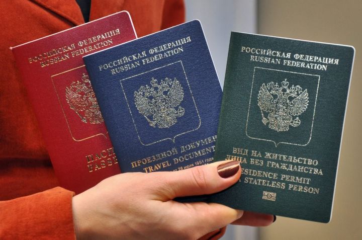 Стало известно, до каких пор люди без гражданства РФ могут законно жить в ЛНР