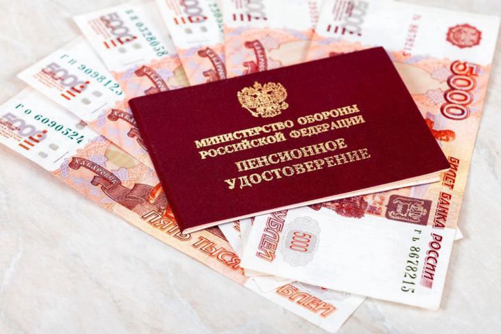 Досрочная пенсия в ЛНР: кому и за что положена?