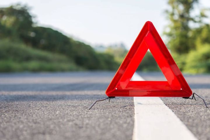 Серьёзная авария произошла на трассе Луганск-Краснодон: авто стоят в пробке