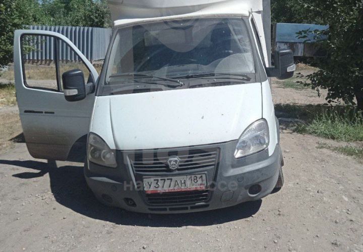 Едва не оказался в Нарнии: луганчанин провалился под землю на автомобиле