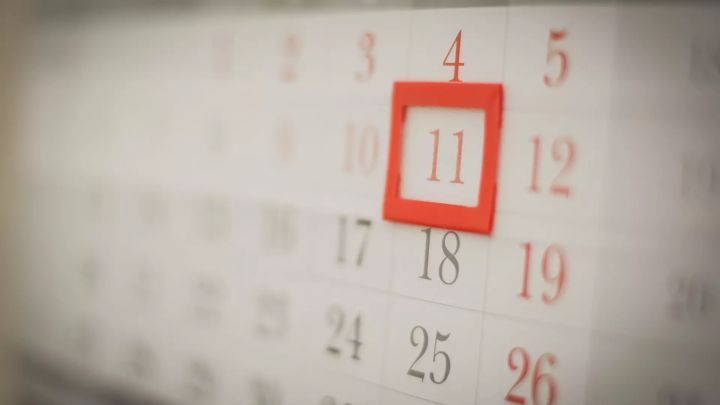 Как жители ЛНР будут отдыхать в 2025 году? Календарь новогодних и майских выходных