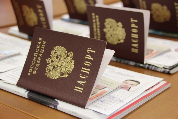 Жительницу Антрацита будут судить за фиктивную прописку иностранцев