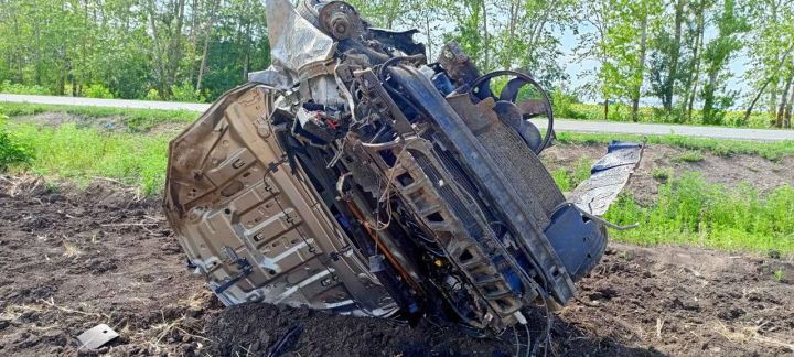 Авто съехало с дороги и перевернулось: в ЛНР погибла женщина-водитель