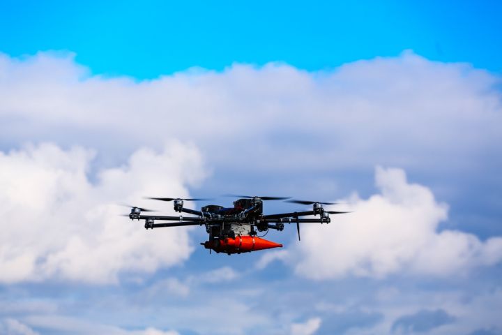 В ЛНР беспилотник ВСУ атаковал автомобиль: есть погибшие