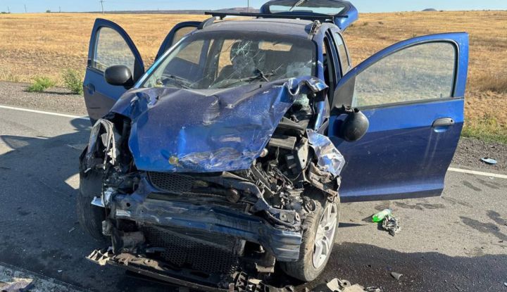 Выезд на встречку на трассе в ЛНР закончился смертью: подробности ДТП у Ровеньков
