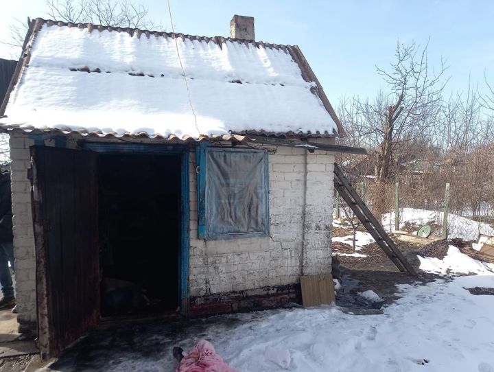 На одном из пожаров в Свердловске погибла пенсионерка