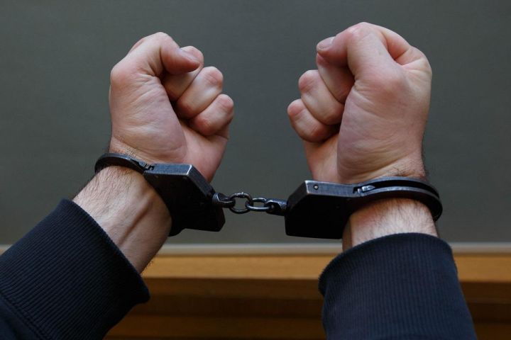 Два жителя ЛНР и ДНР могут получить до 15 лет тюрьмы за распространение наркотиков по Луганску
