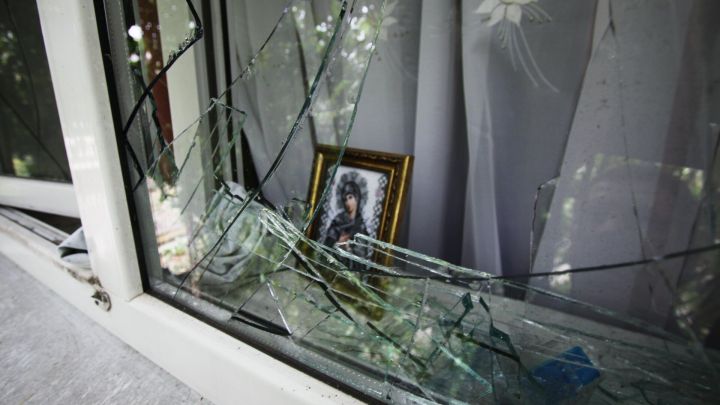 Территория ЛНР снова подверглась обстрелу ВСУ: пострадали мирные люди, в том числе дети