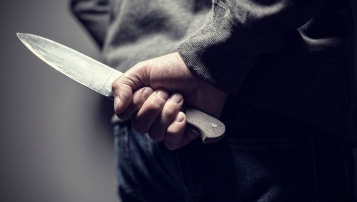 В Свердловске задержан мужчина, в пьяном угаре напавший с ножом на знакомого