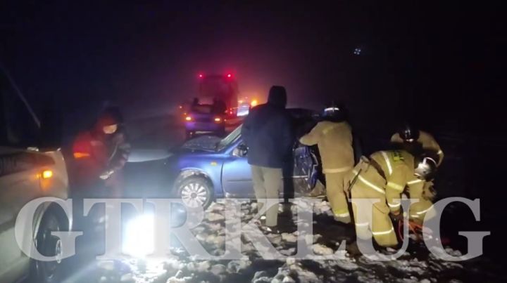 Страшная авария произошла на въезде в Свердловск: движение авто перекрыто