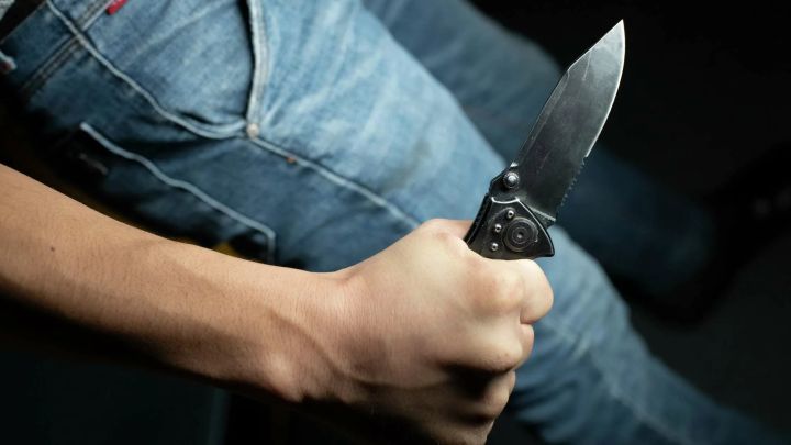 Вспышка ревности обернулась смертью: луганчанин зарезал бывшую на глазах у её жениха