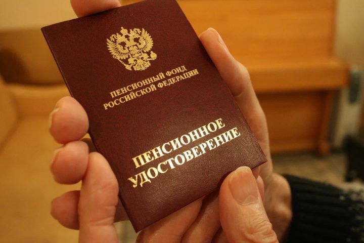В пенсионный стаж жителей ЛНР начнут включать работу на территории Украины