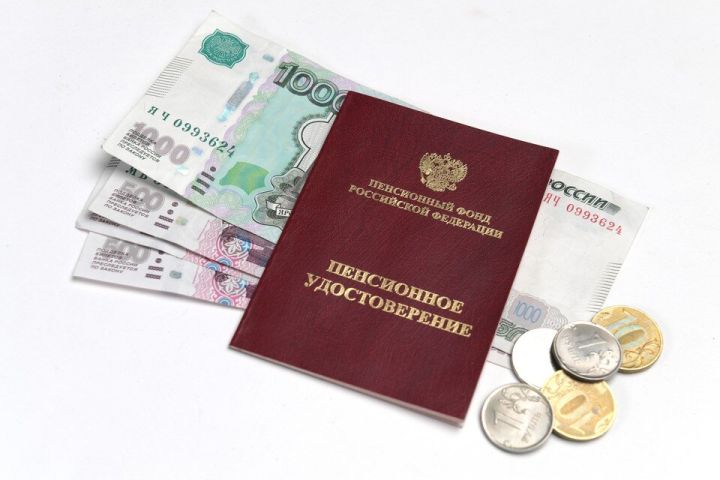 Федеральная пенсия в республиках Донбасса больше региональной на 8 тысяч рублей