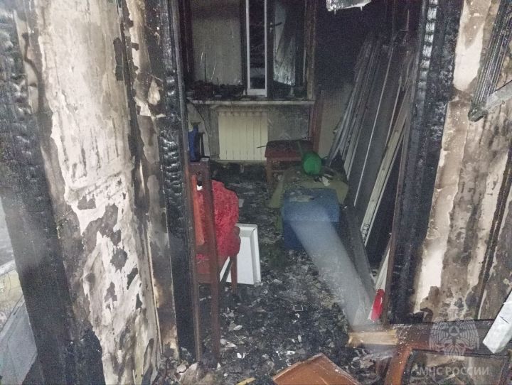 Страшная трагедия: в ЛНР горели две квартиры в многоэтажке, в огне погибла пожилая женщина